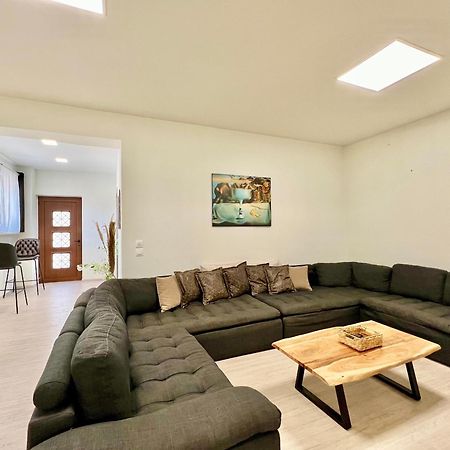 Beach Villa Verano With Private Pool By Dadovillas 斯达林 外观 照片