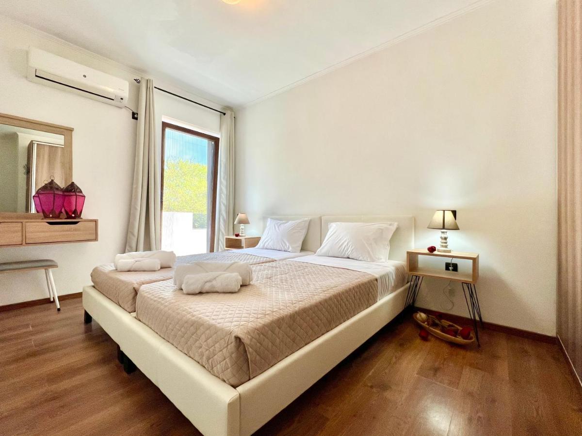 Beach Villa Verano With Private Pool By Dadovillas 斯达林 外观 照片